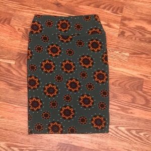 LulaRoe- Cassie